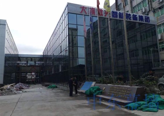 深圳光明區(qū)安裝玻璃幕墻安裝多少錢(qián)一平方