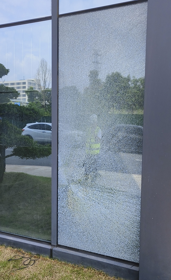 東莞玻璃幕墻維修